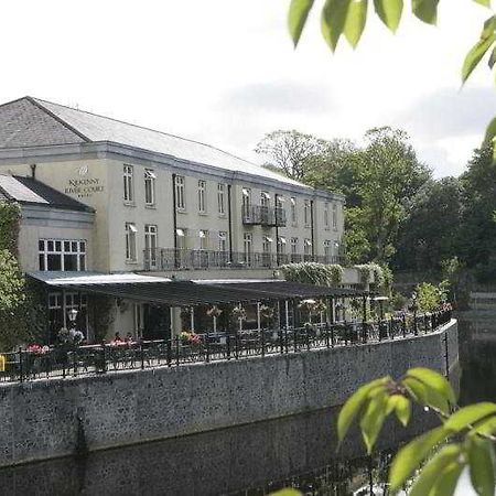 Kilkenny River Court Hotel Esterno foto