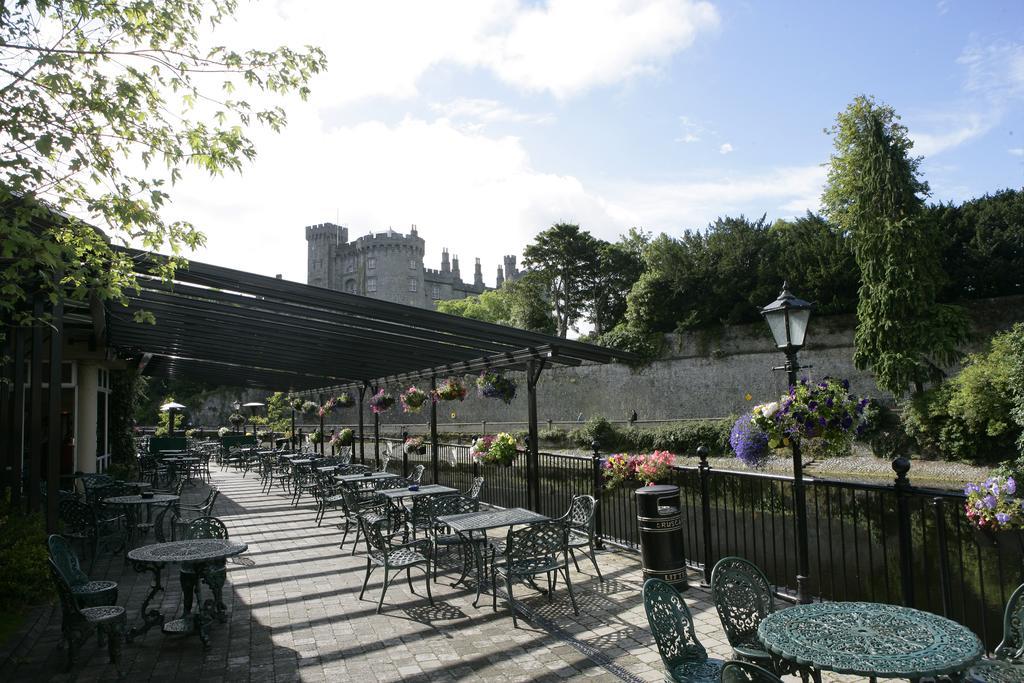 Kilkenny River Court Hotel Esterno foto