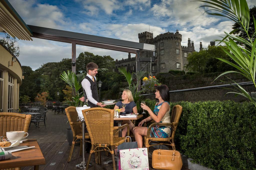Kilkenny River Court Hotel Esterno foto