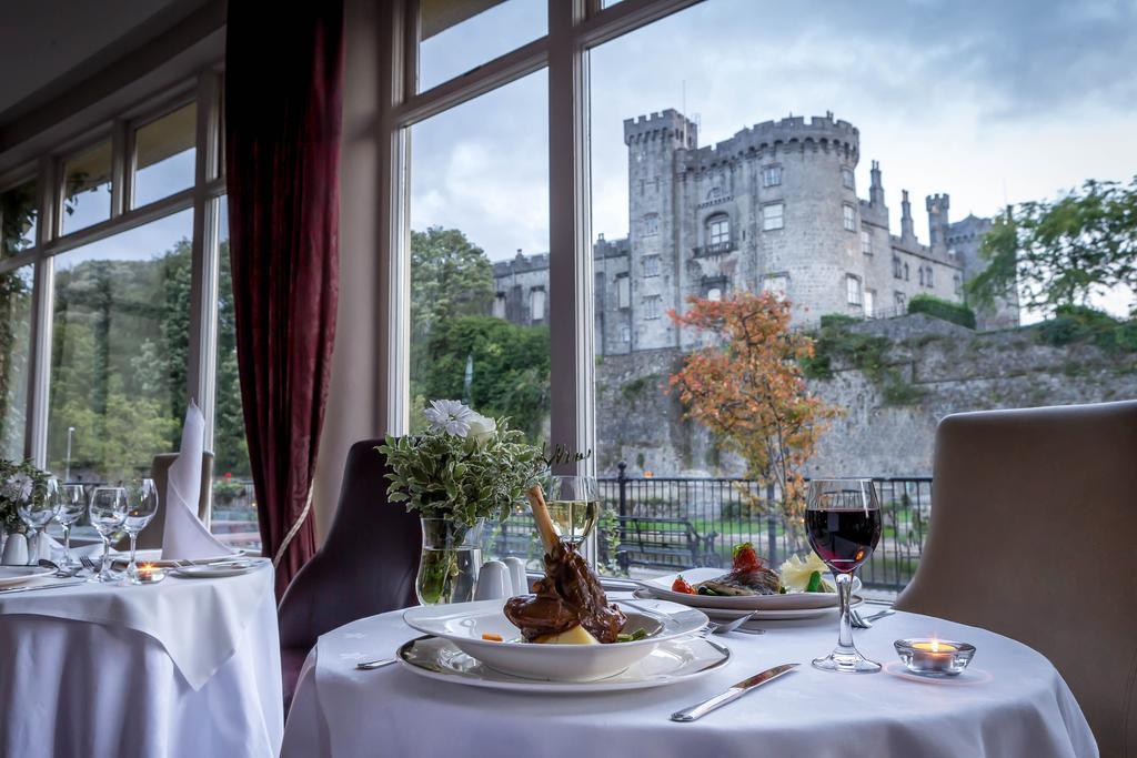 Kilkenny River Court Hotel Esterno foto