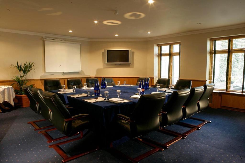Kilkenny River Court Hotel Esterno foto