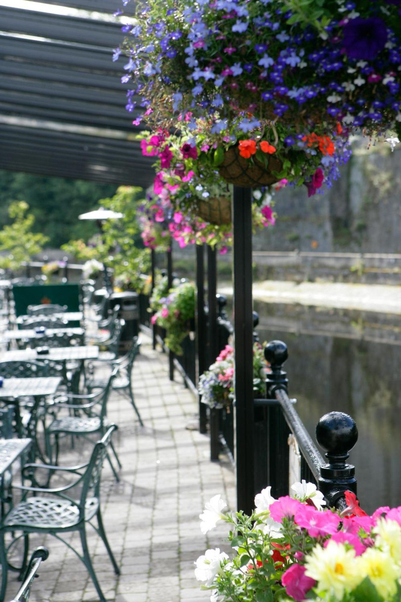 Kilkenny River Court Hotel Esterno foto