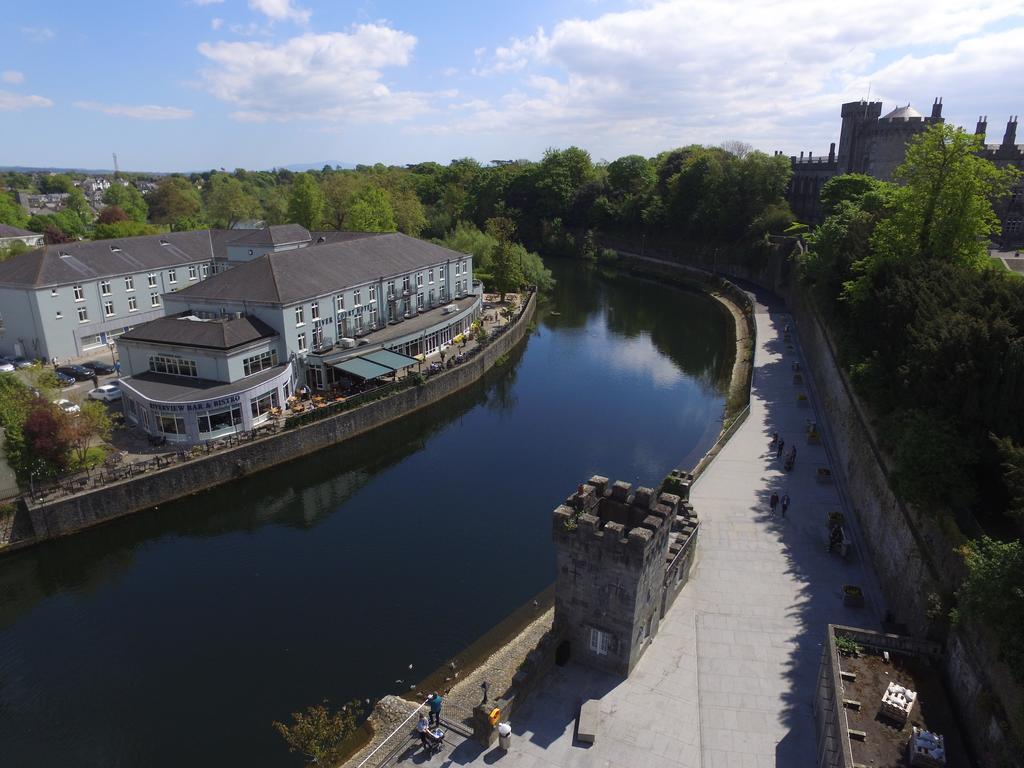 Kilkenny River Court Hotel Esterno foto